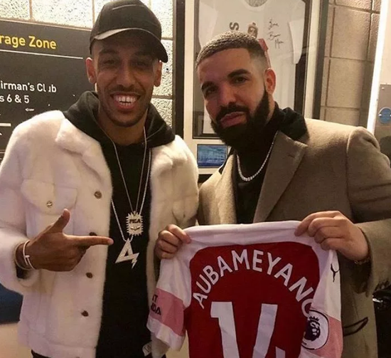 Arsenal fans think they've been struck by the 'curse of Drake' after Aubameyang was pictured with the Canadian rapper
